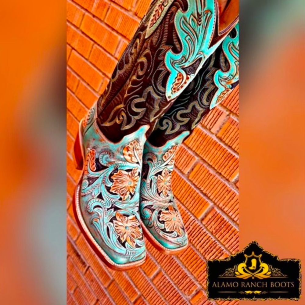 Womens custom leather tooled boots.